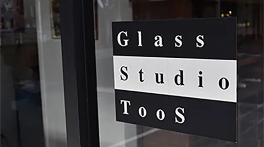 Glass Studio TooS